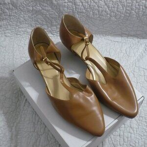 EXCELLENT USED CONDITION VALLEY LANE LOW HEELED BROWN LEATHER T-STRAPS- SZ 14WW